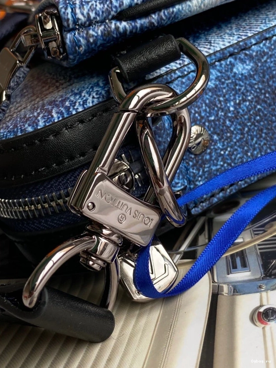 MESSENGER TRIO VUITTON LOUIS 0814